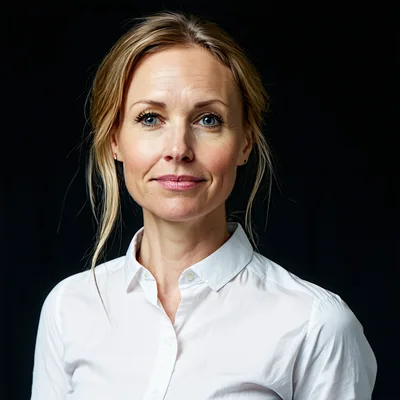 Portrait of Maren Holst, Lead Product Engineer at Replixa
